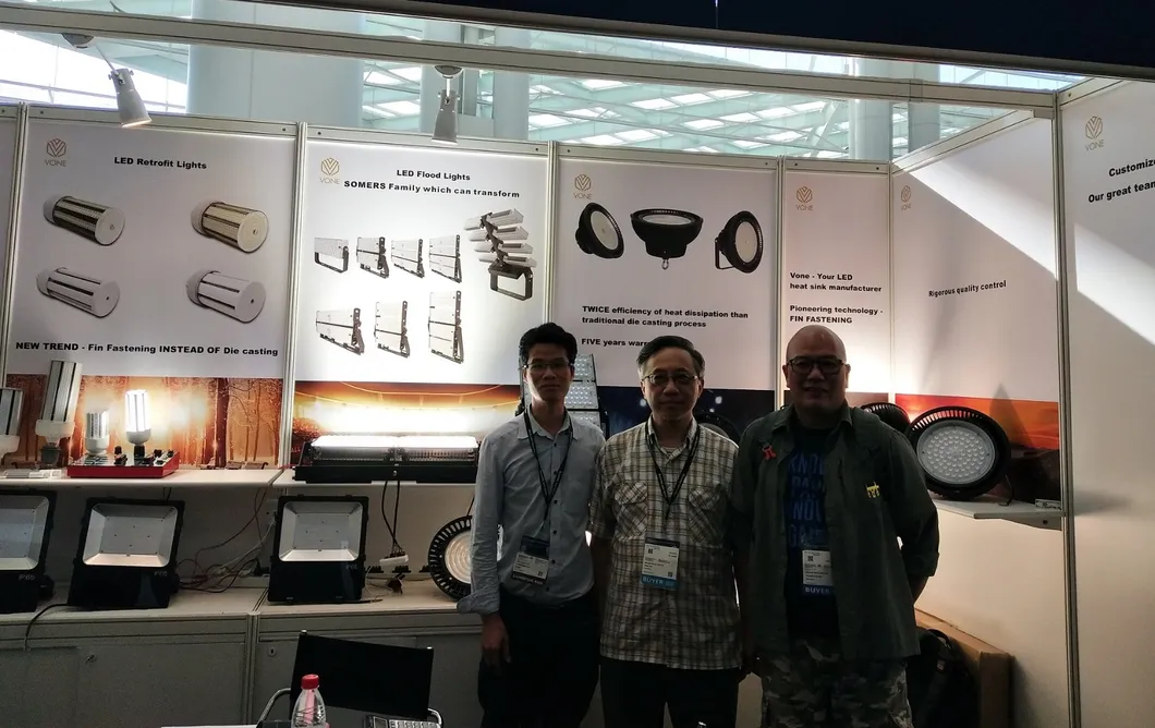 100W 150W 200W LED Outdoor Industrial High Bay Light Lamp with Free Dia Lux Drawing