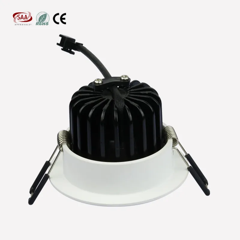 10W Ce RoHS SAA Certified LED Ceiling Lights Warm White 75mm Cut out Downlights for Home