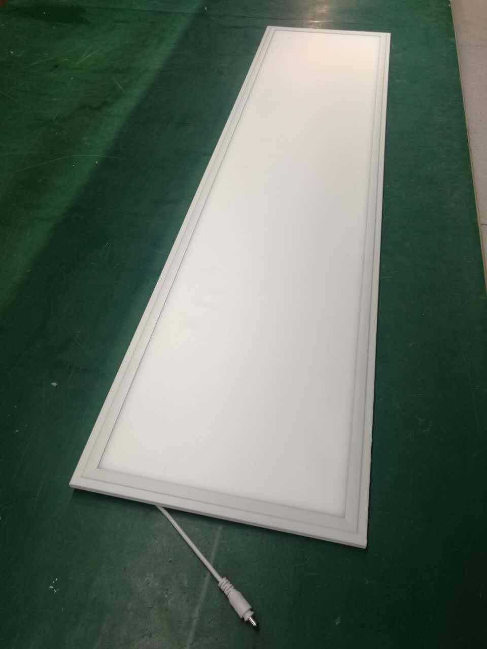 60W CRI>90 Ugr<19 1195*295mm LED Panel Light