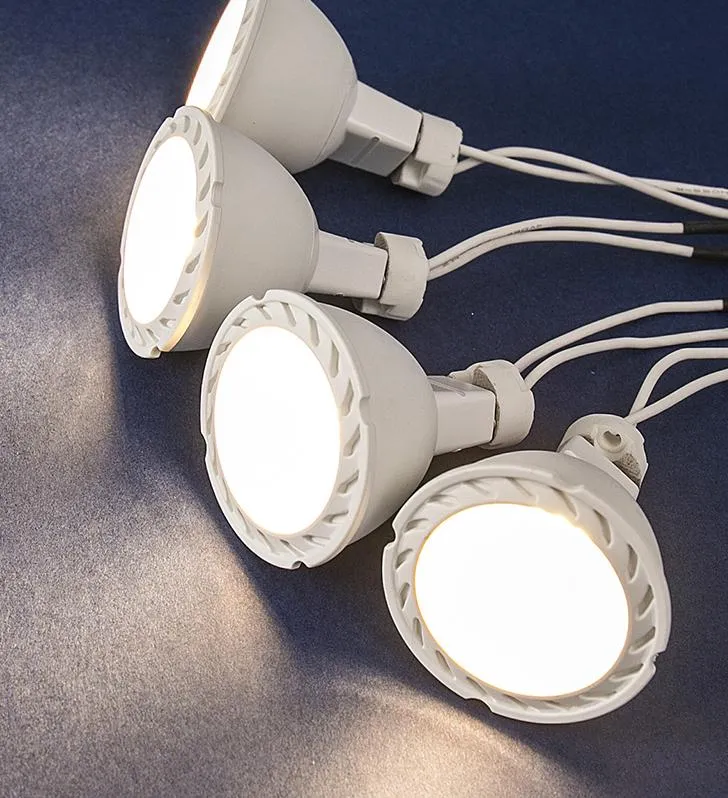 7watts Base G5.3 MR16 Bulb for Spot Light AC/DC 12V 680lm