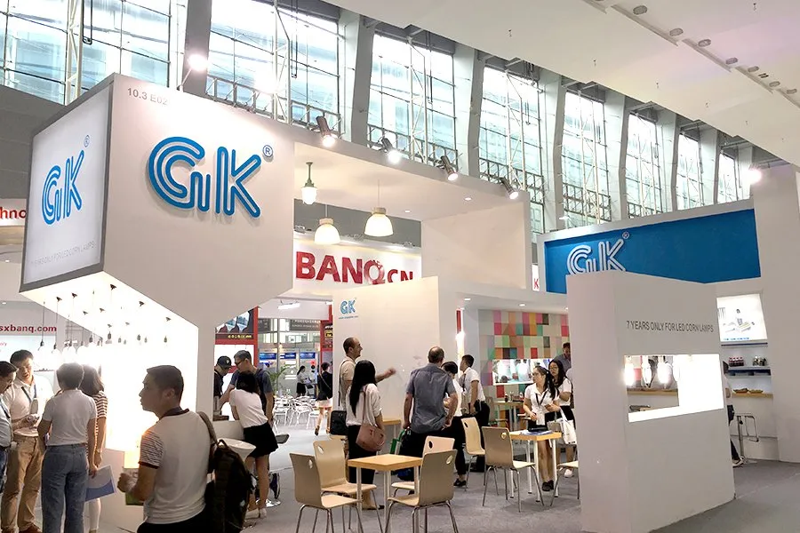 Dlc Listed Folded Light Replace 200W HID Retrofit Shoebox Corn Bulb LED Street Lights 110W